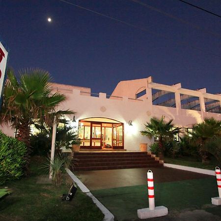Hotel De La Torre La Paloma Bagian luar foto