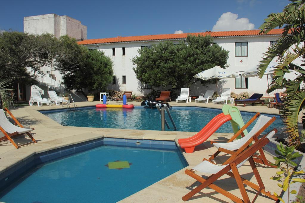Hotel De La Torre La Paloma Bagian luar foto