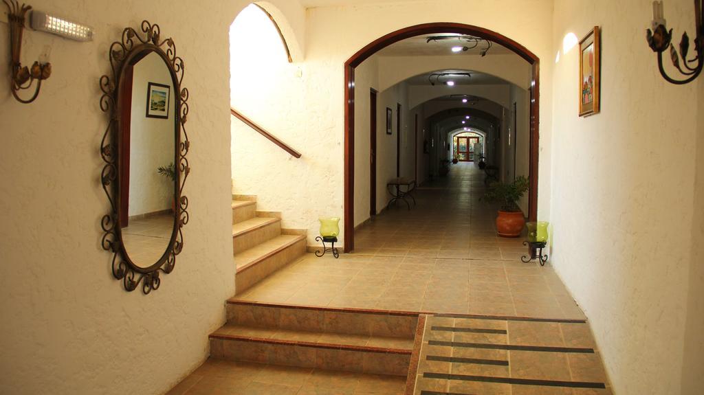 Hotel De La Torre La Paloma Bagian luar foto