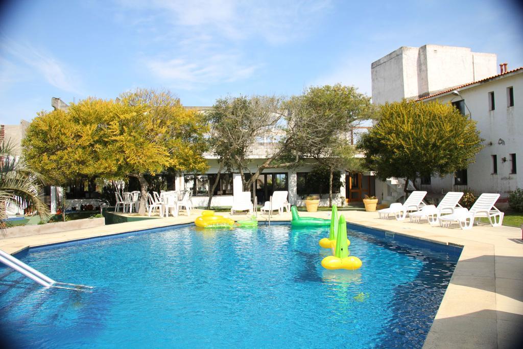 Hotel De La Torre La Paloma Bagian luar foto